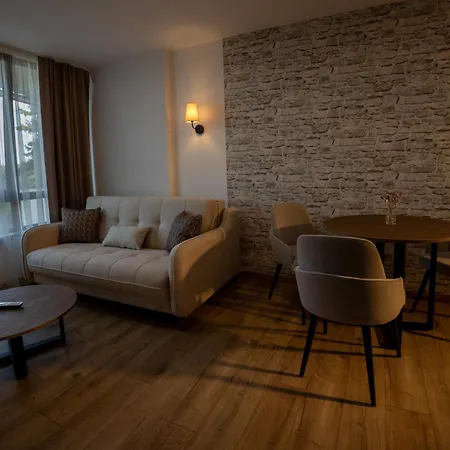 Hotel Queens царица